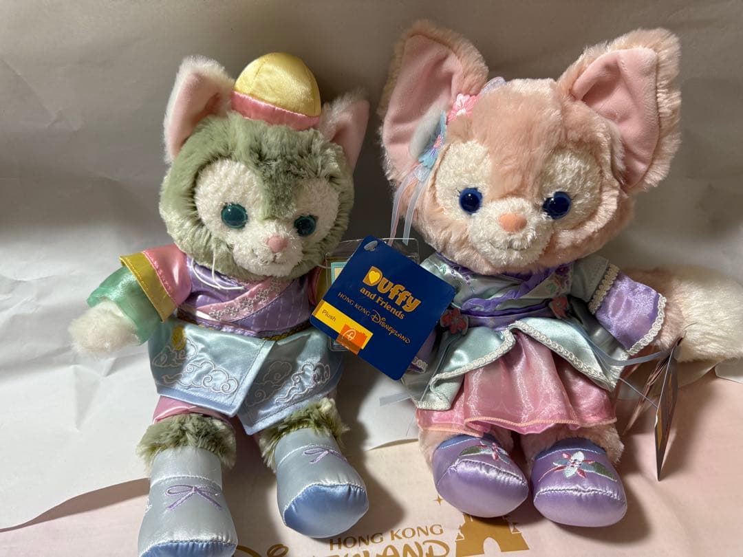 (売り切り価格)香港ディズニーランド　ダッフィー ＆フレンズ　ぬいぐるみ
