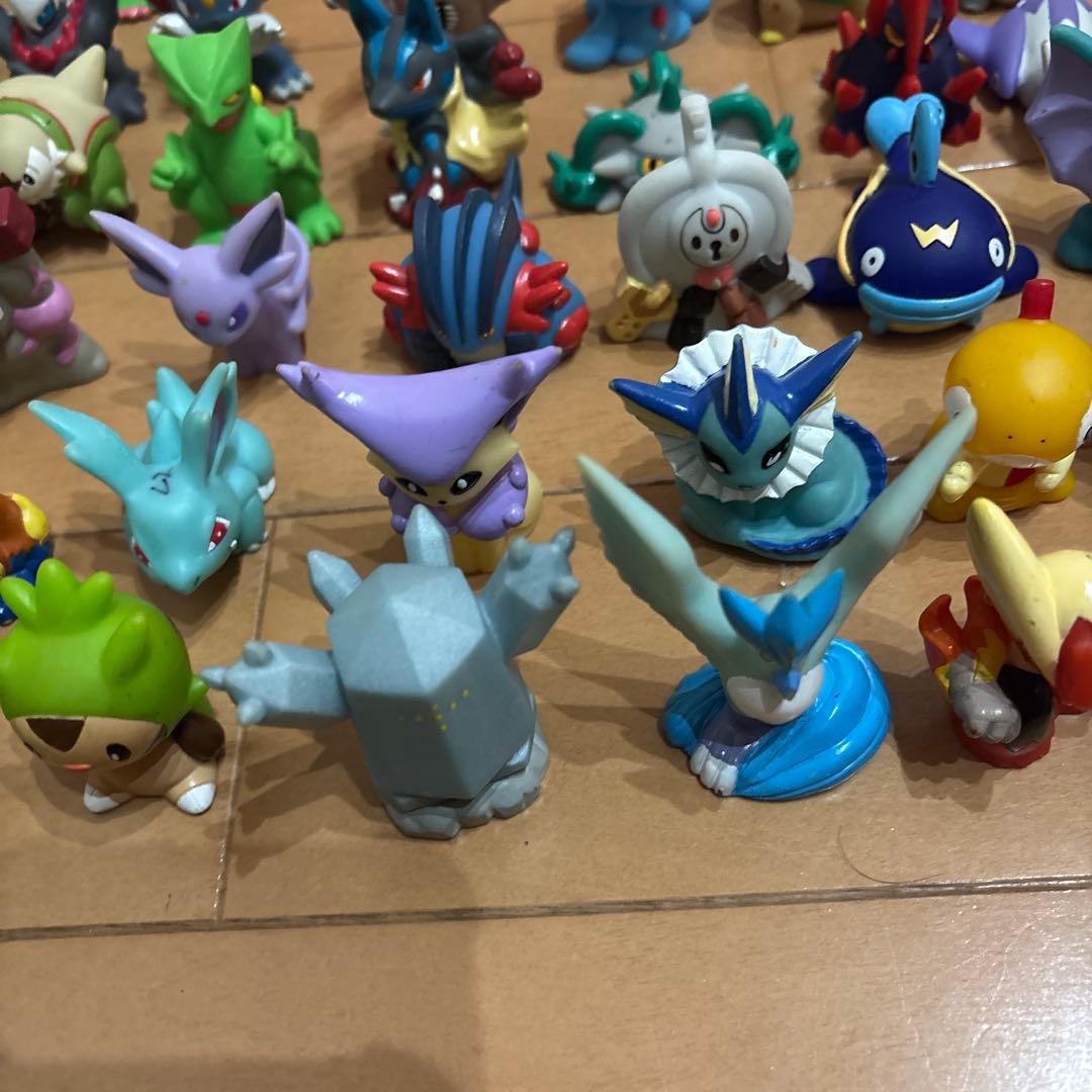 ポケモン指人形・ポケモンキッズ・モンコレなど合計280 バラ売り10体5000円