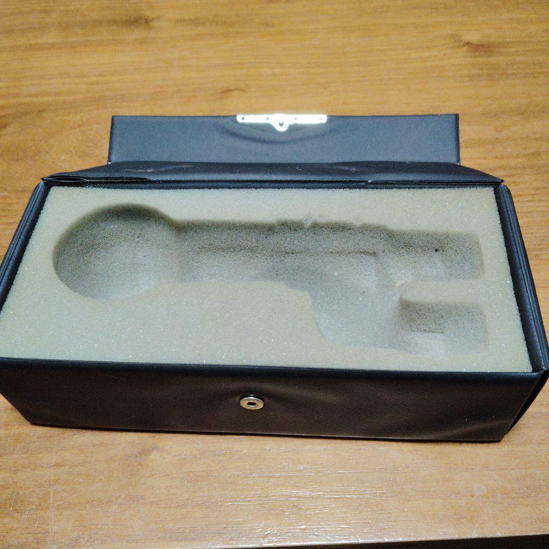 AKG D2000Eダイナミックマイク　美品ビンテージマイク