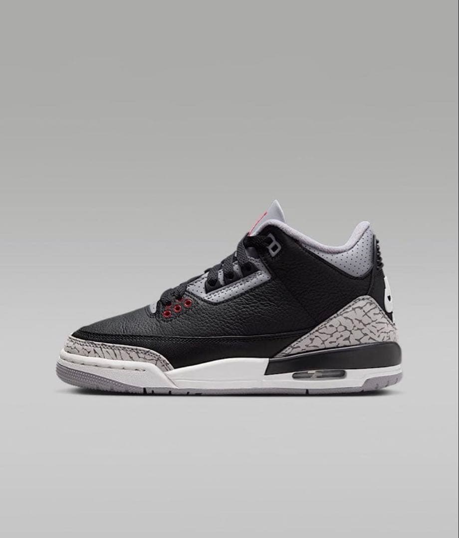 Nike Air Jordan エア ジョーダン 3レトロ「ブラック セメント」