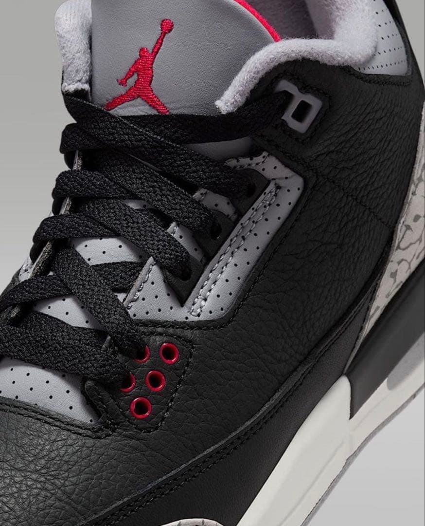 Nike Air Jordan エア ジョーダン 3レトロ「ブラック セメント」