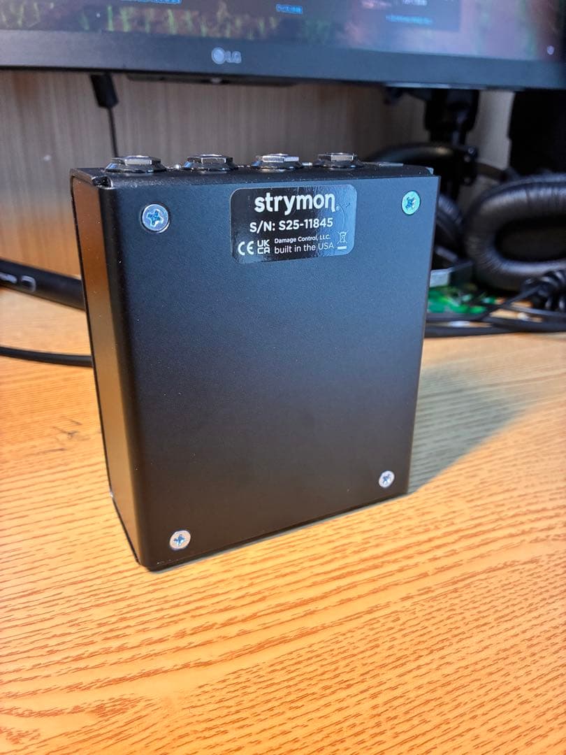 Strymon IRIDIUM ギターエフェクター