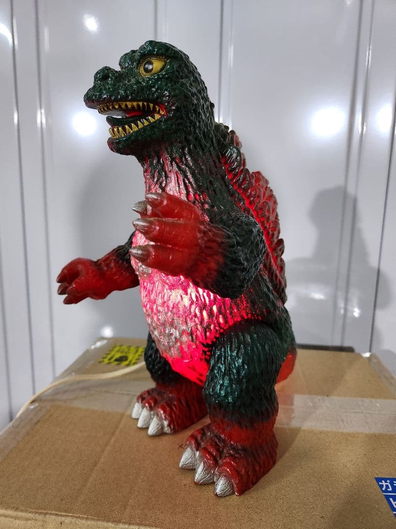 グレートザウルス フィギュア 約26cm　ライト付き