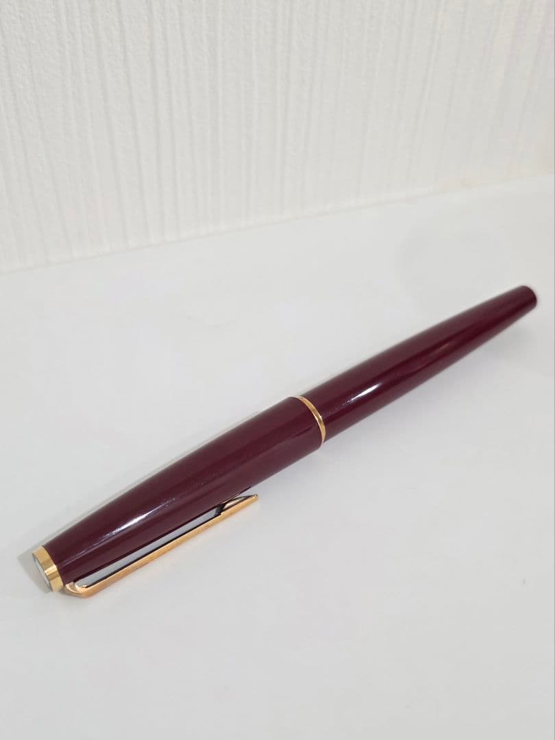 極美品⭐MONTBLANC モンブラン 高級万年筆 ワインレッド