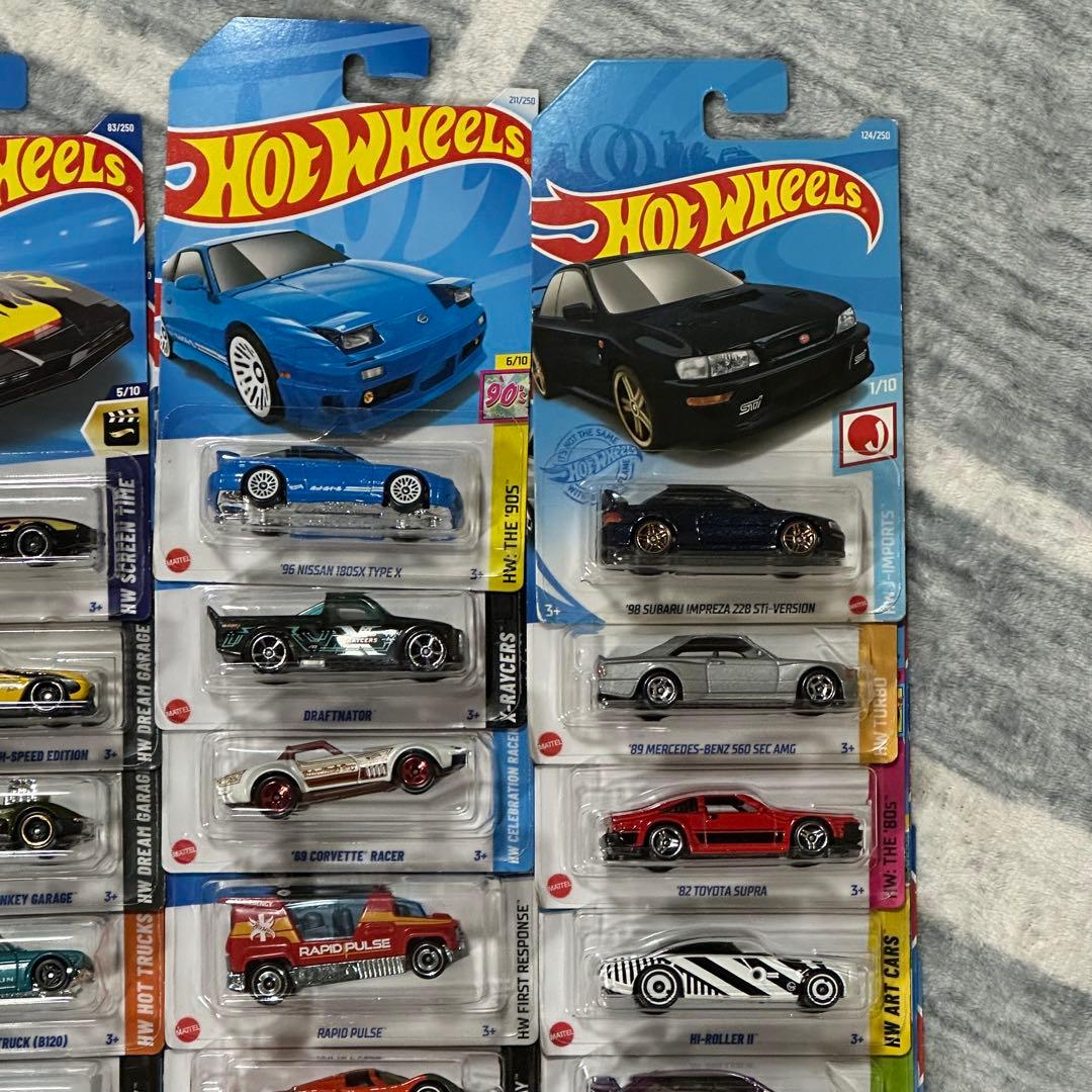 ホットウィール ベーシック 36台セット⑧ フェラーリ スープラ等