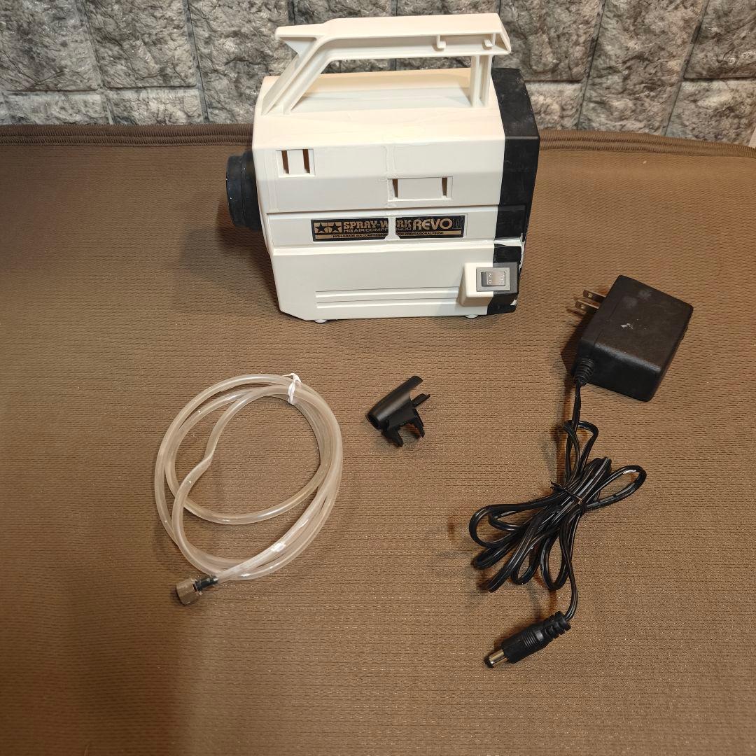 タミヤ スプレーワーク レボ II エアコンプレッサー HGトリガーエアブラシ