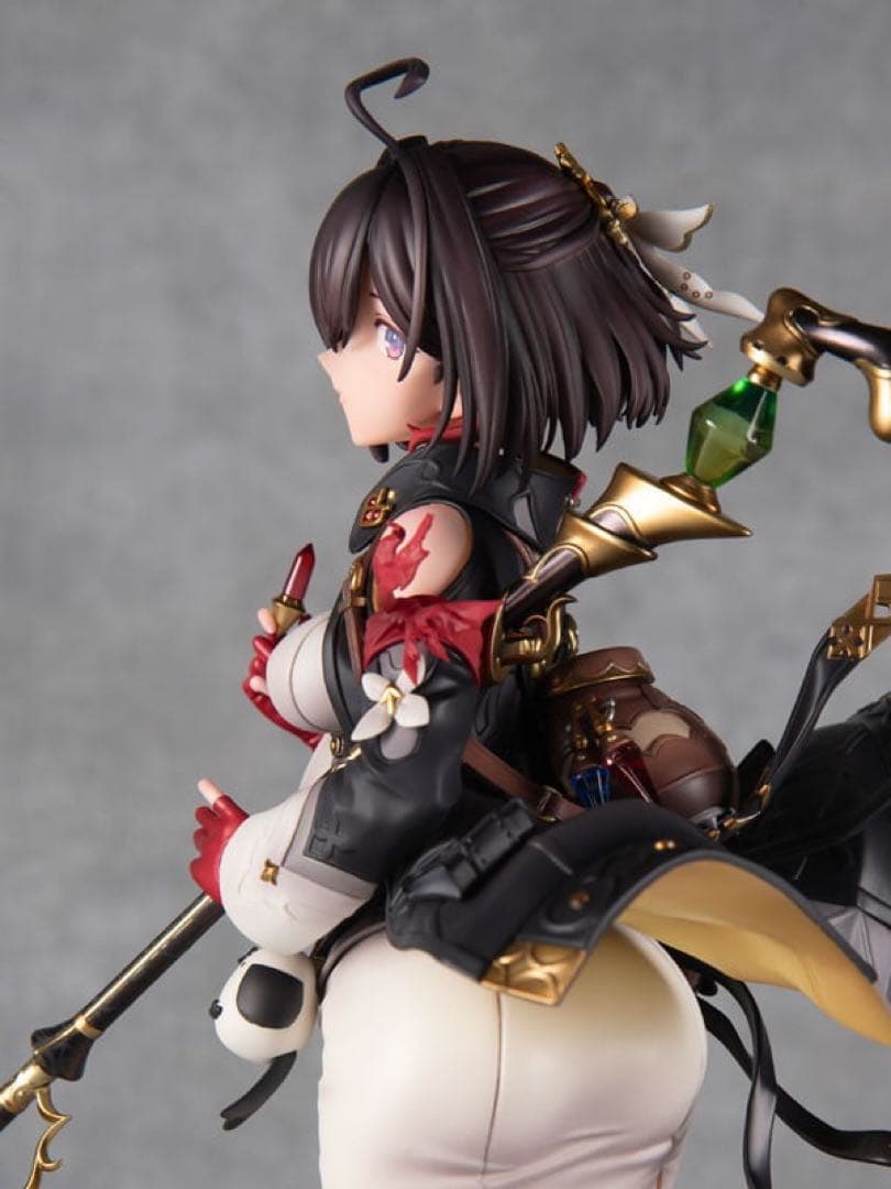 ユミアのアトリエ 1/7 完成品フィギュア