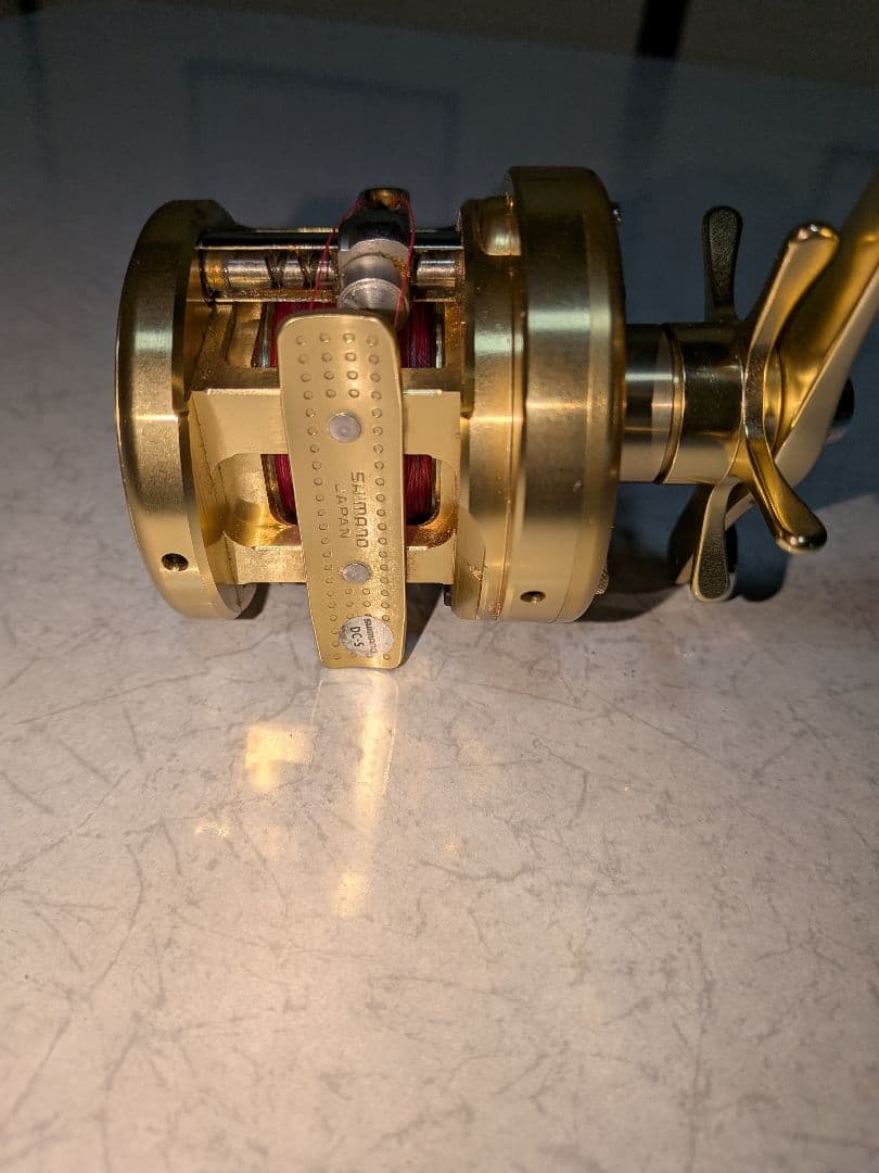 SHIMANO シマノCALCUTTA CONQUEST 401F
