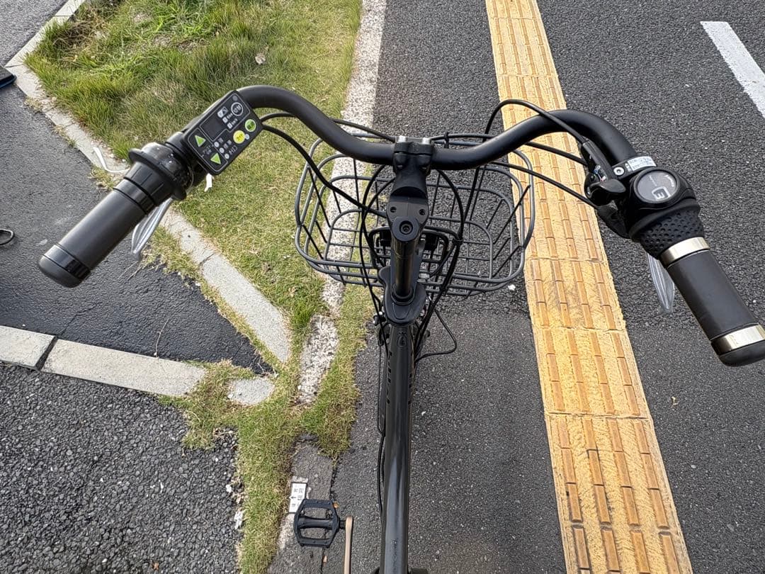 中古20インチブリヂストン電動アシスト自転車　8.7Ah 大阪