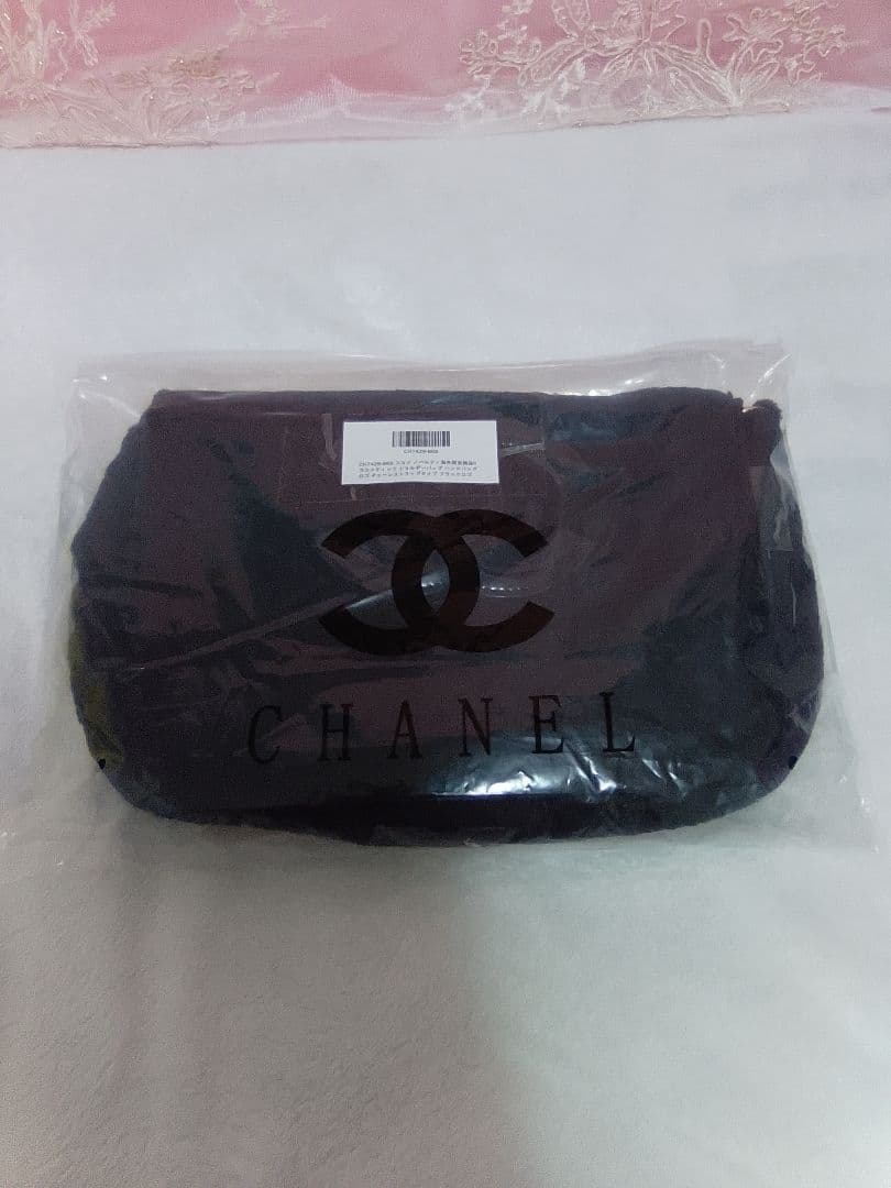 CHANEL ノベルティブラックショルダーバッグ ブラックロゴ付き