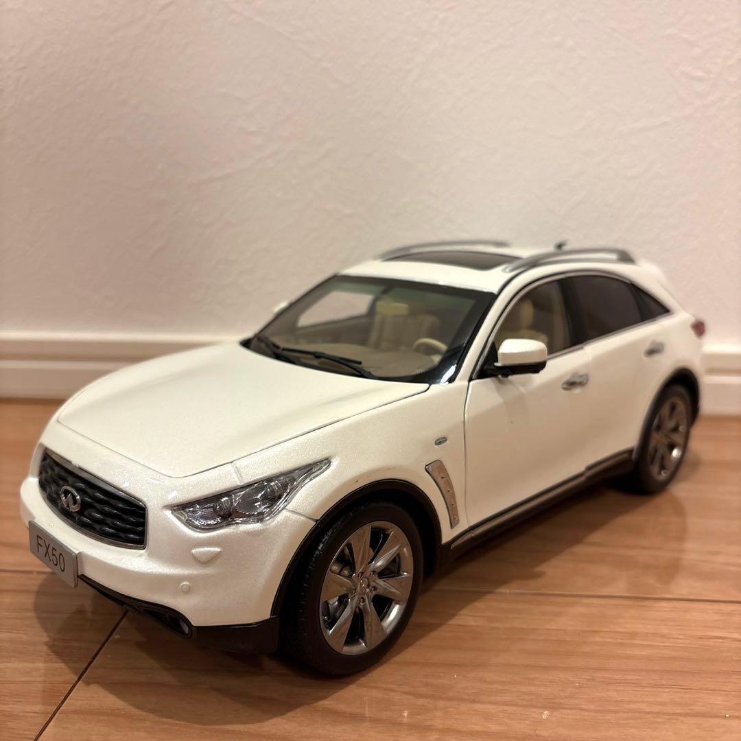 日産 PAUDI パウディ INFINITI FX50 1/18 モデルカー