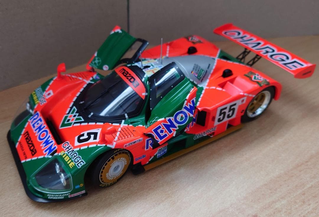 1/18 マツダ787B ルマン 1991優勝車 MAZDA 787B 1991