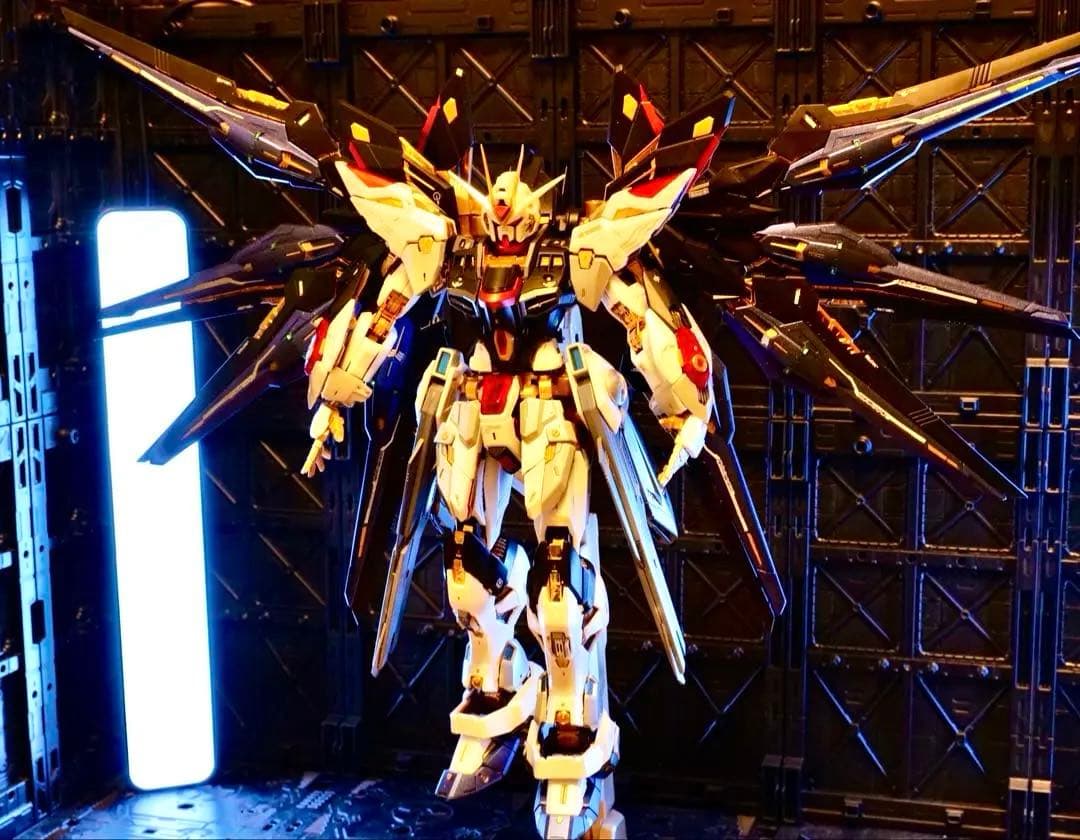1/100 MGEXストライクフリーダム海外モデル完成品