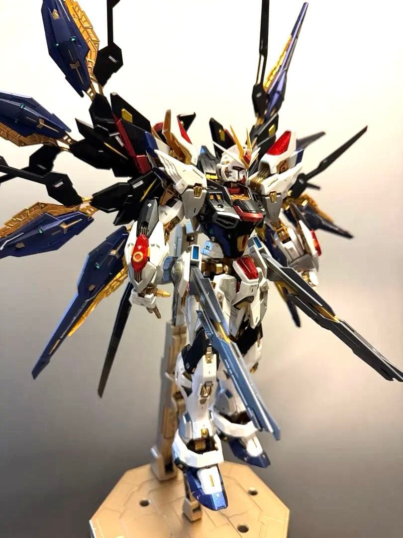 1/100 MGEXストライクフリーダム海外モデル完成品