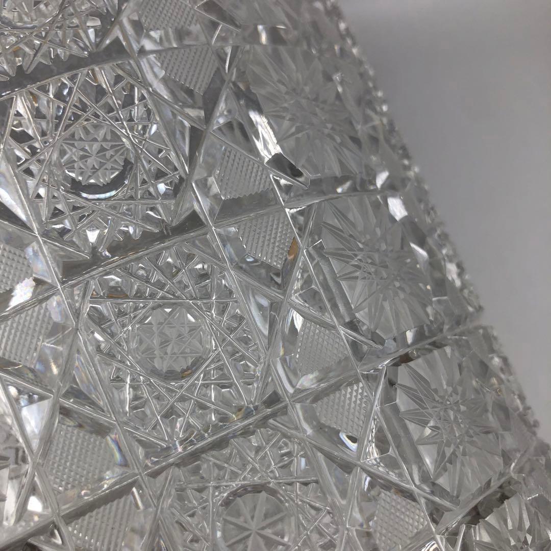 新品未使用箱入りボヘミアクリスタルカットフラワーベース花瓶31cm高級工芸品
