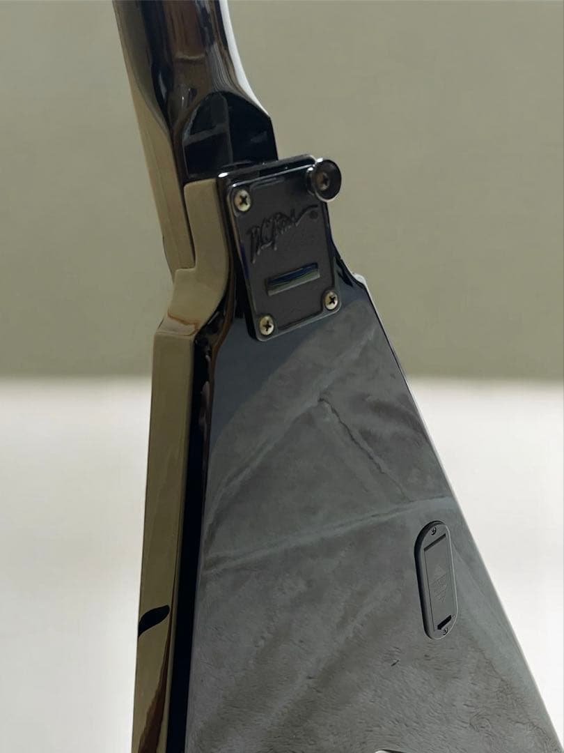 B.C.RICH Kerry King V KKVG2 ケーラー搭載
