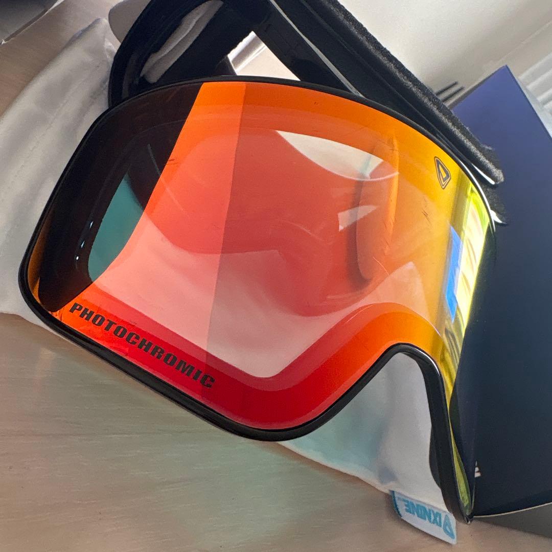 スキー・スノーボードアクセサリー IXNINE IX3PRO Moon PhotoChromic