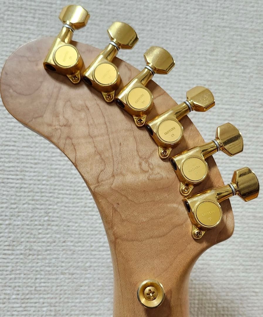FERNANDES ZO-3C ブラック×ゴールド