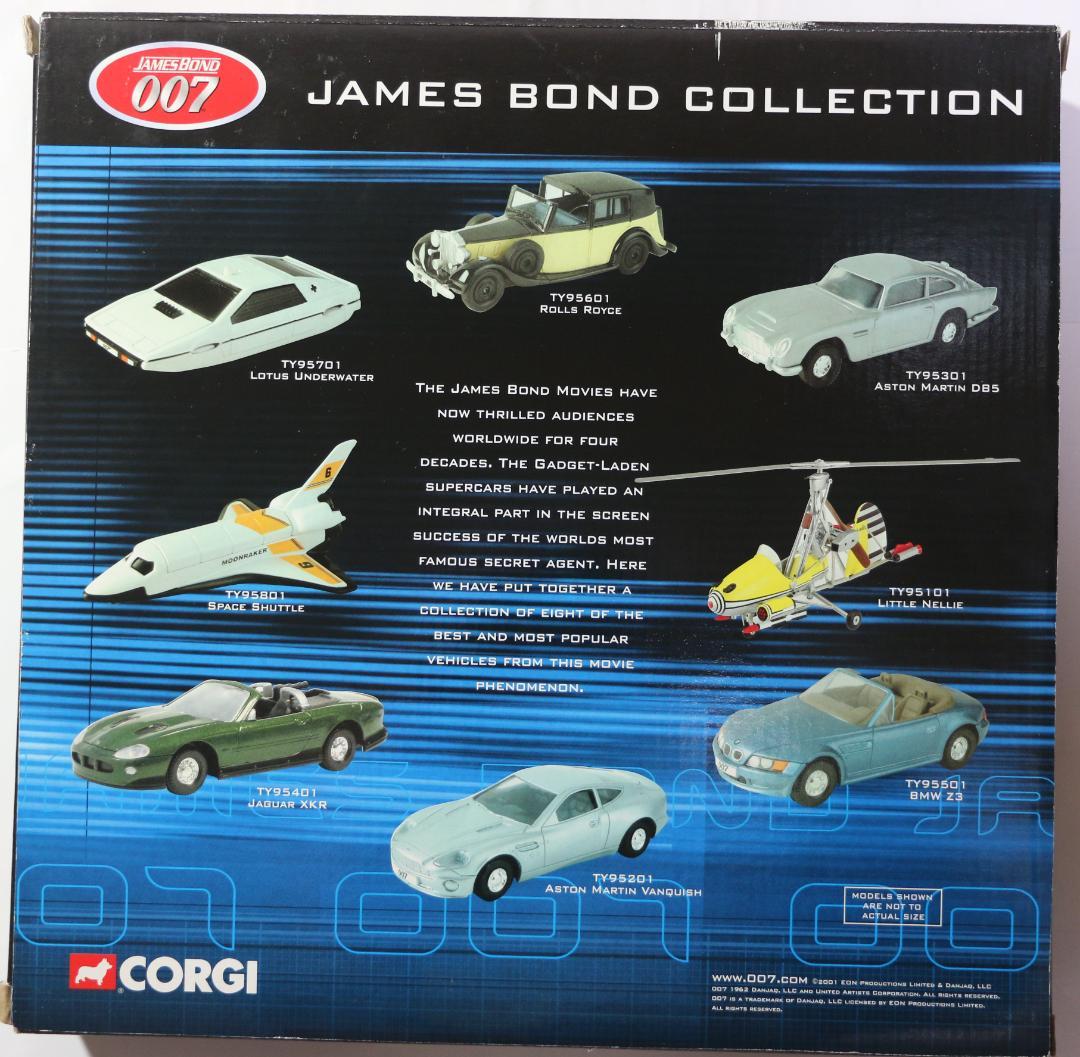 CORG社007 ジェムス・ボンド　コレクション（アストンマーチン他７台）中古品