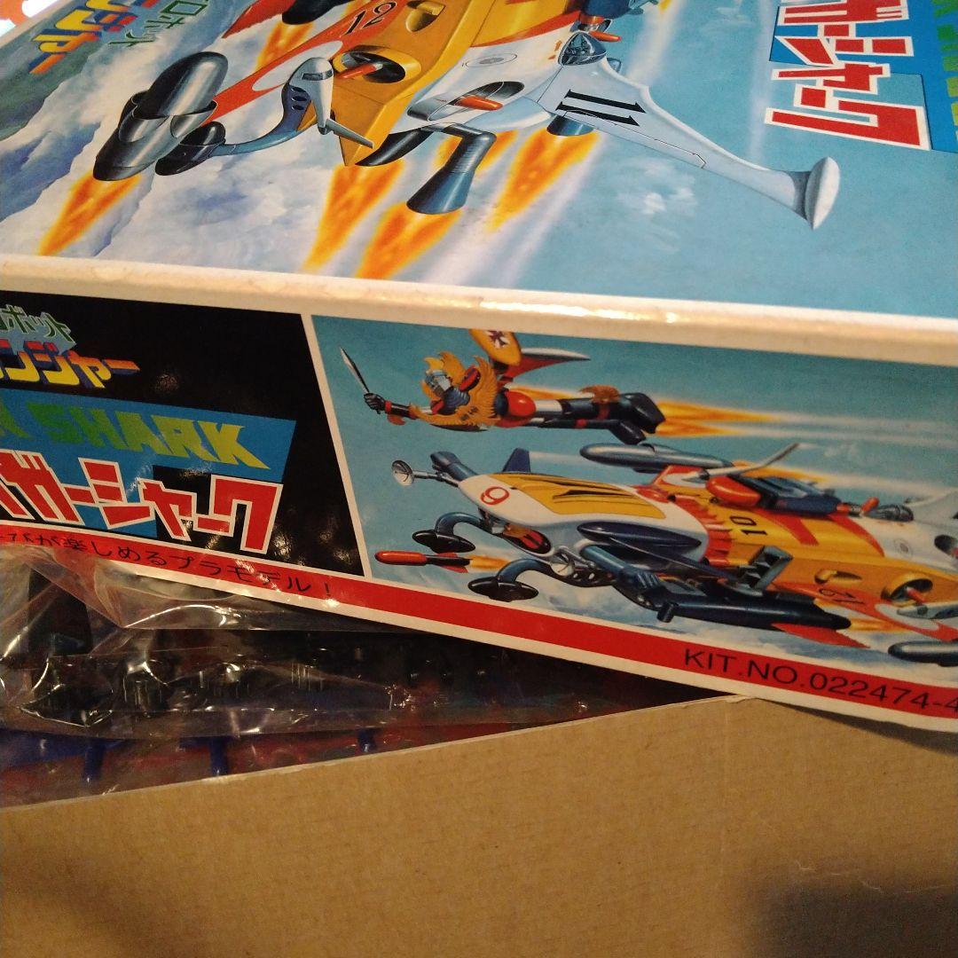 アオシマ　巨大な合体マシン　タイガーシャーク
