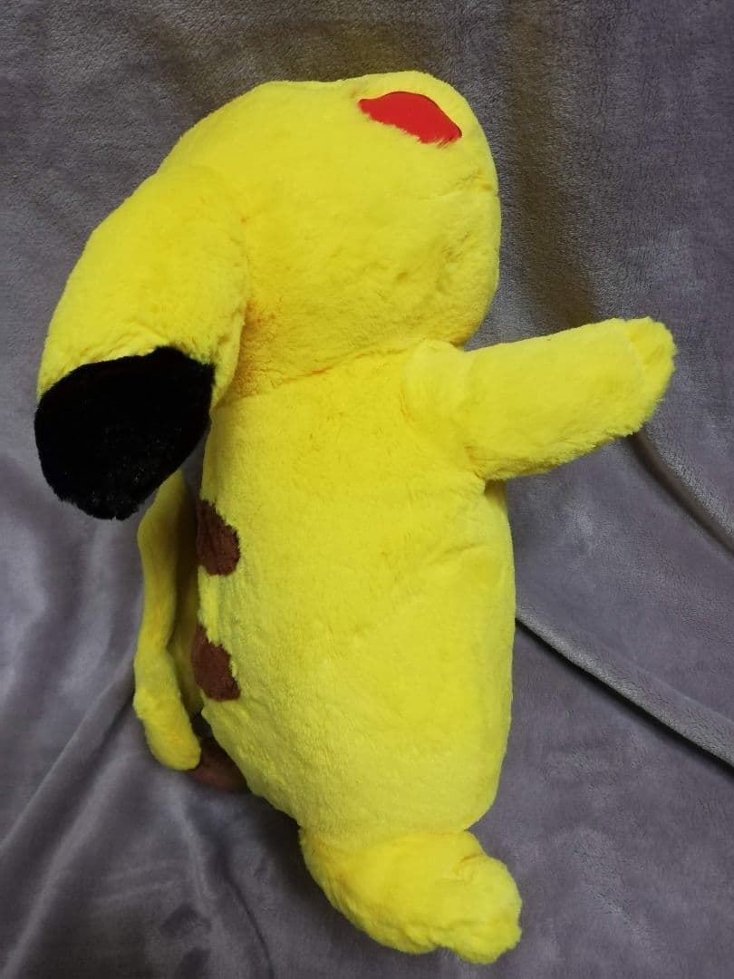 ポケモンセンター限定 2010年　くったりピカチュウ ぬいぐるみ 大