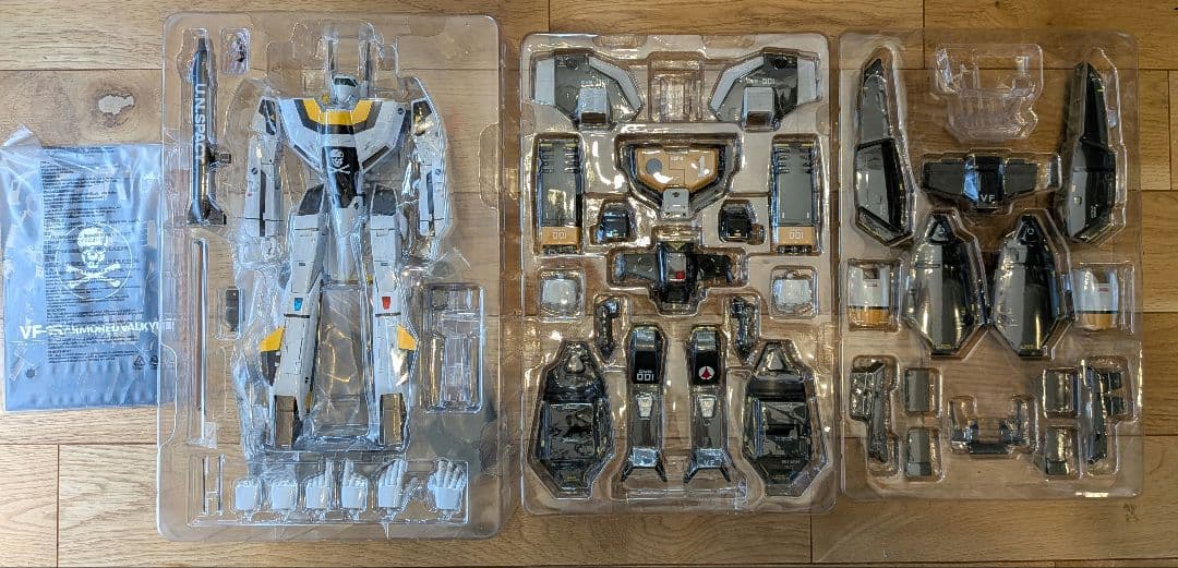DX超合金 VF-1S アーマードバルキリー ロイ フォッカースペシャ