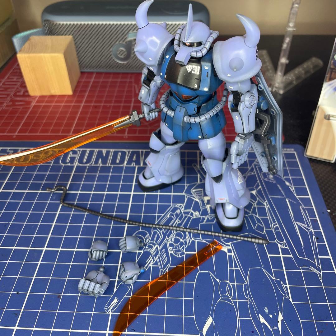 hgグフ　塗装完成品
