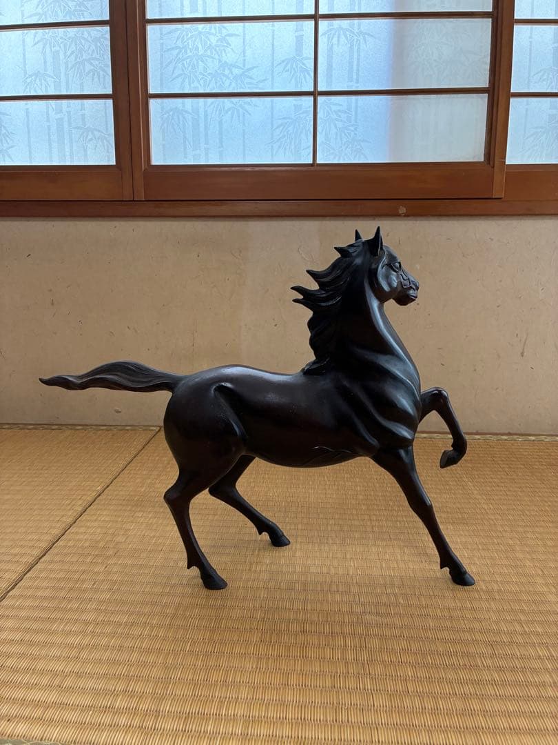 鉄製の馬