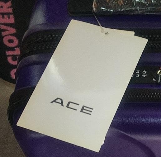 ももいろクローバーZ x ACE コラボキャリーケース　新品、未使用、タグ付き