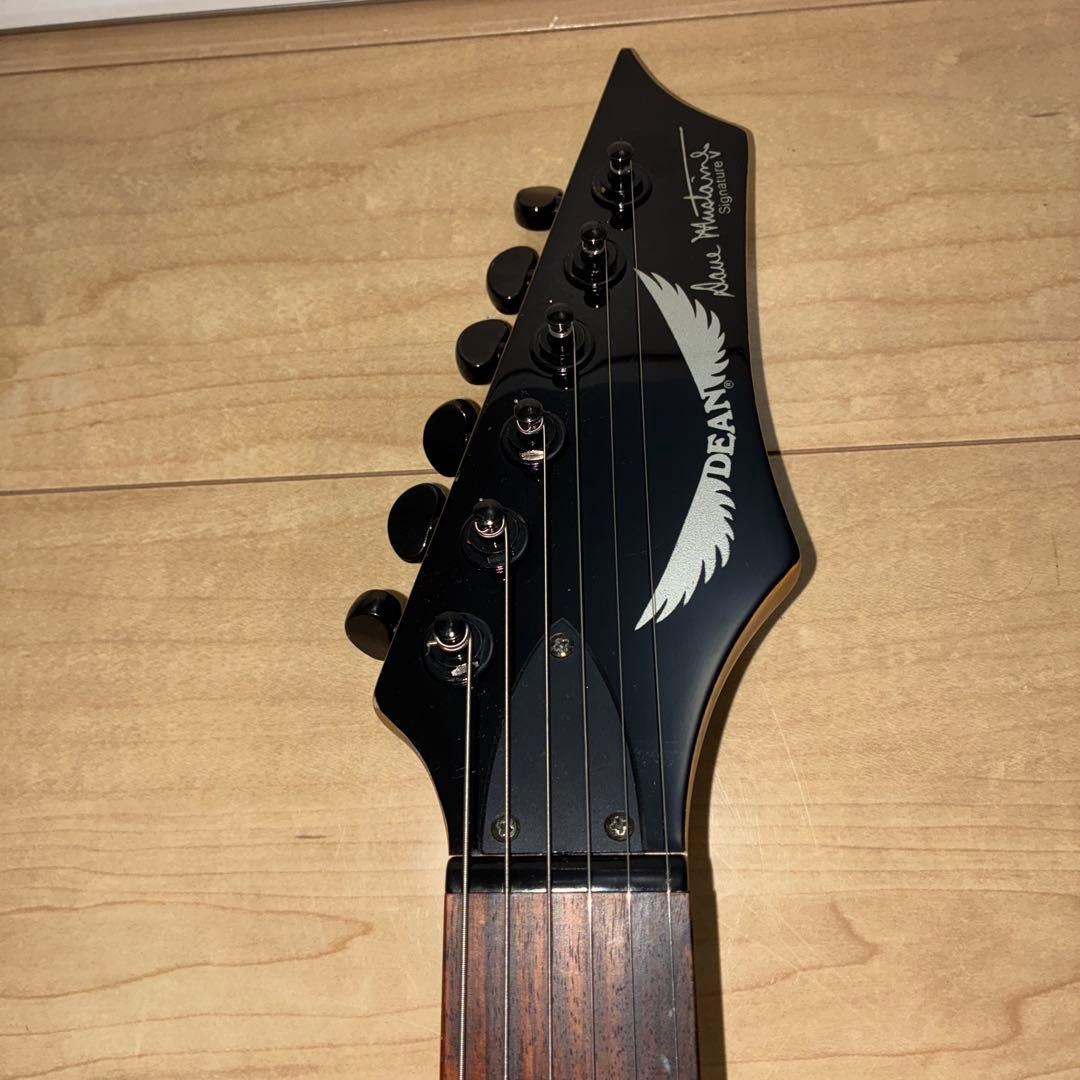 希少DEAN GUITARS Dave Mustaine VMNT