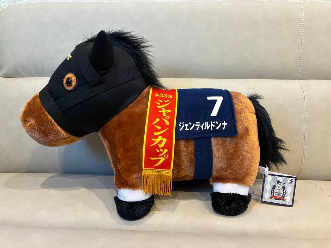 【最強女王】歴代三冠牝馬＆G1女王6頭セット サラブレッドコレクションBIG