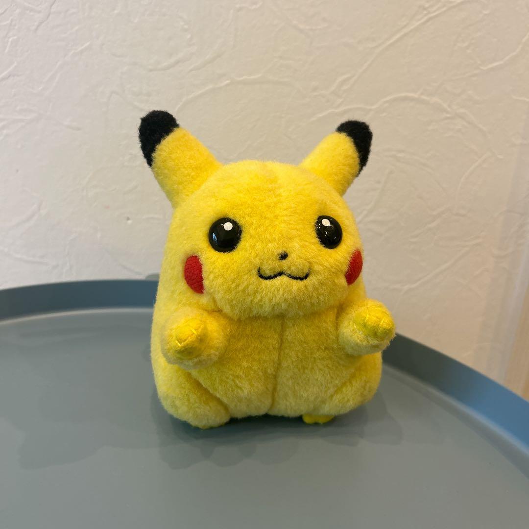 かわいめ　TOMY ピカチュウ ポケモン 初期 ぬいぐるみ