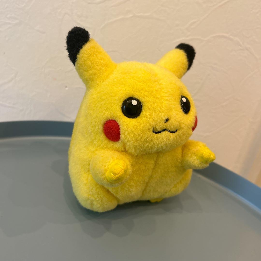 かわいめ　TOMY ピカチュウ ポケモン 初期 ぬいぐるみ