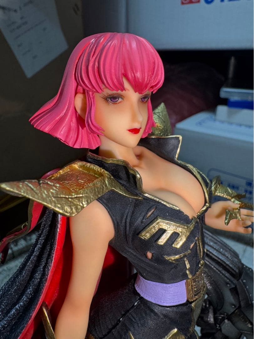 ハマーン・カーン　ガンダム　ガレージキット　フィギュア　スタチュー　リペイント