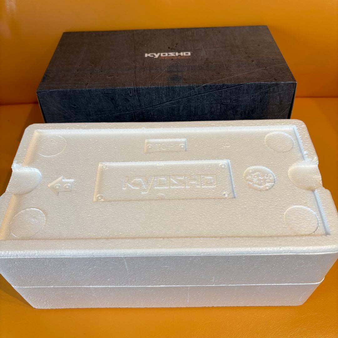 レア！京商 1/18 ランボ カウンタックLP5000QV 赤