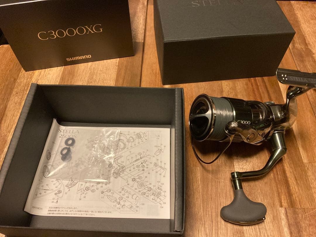 SHIMANO ステラ C3000XG 中古　使用回数1回