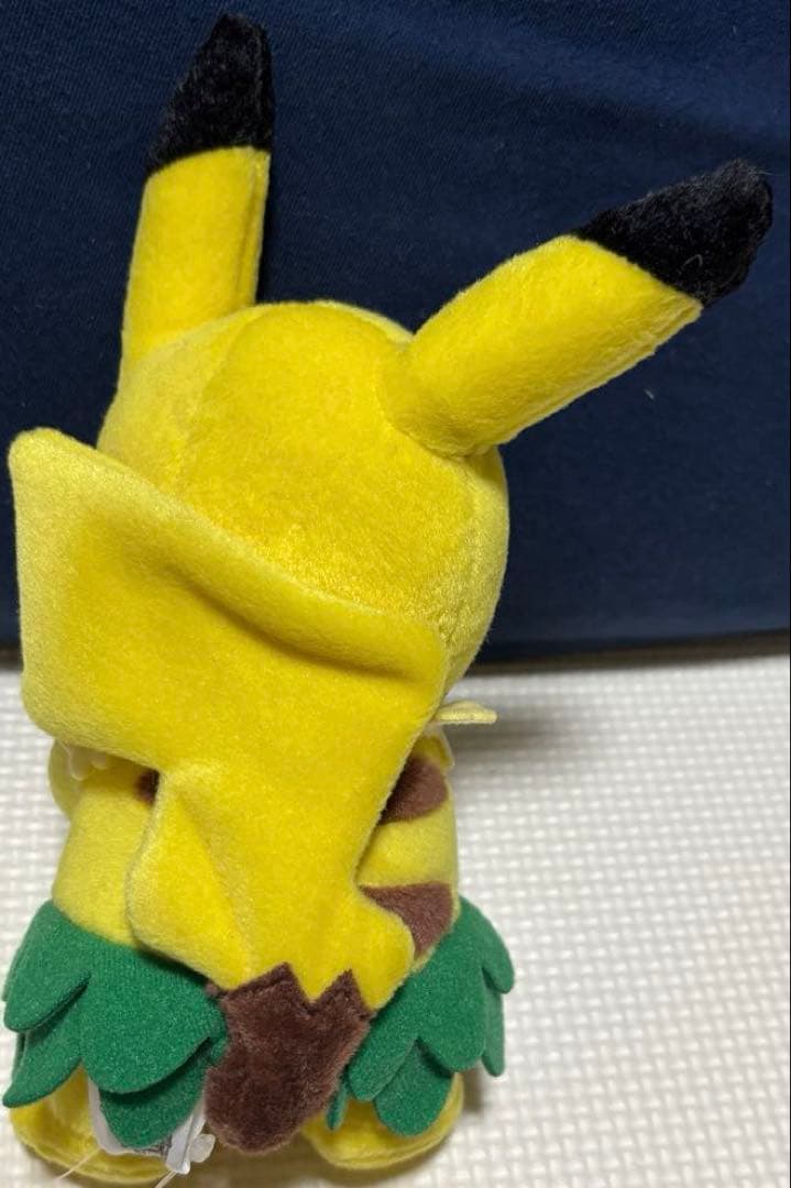 レア　ワールドチャンピオンシップ2010 フラダンス ピカチュウ ぬいぐるみ