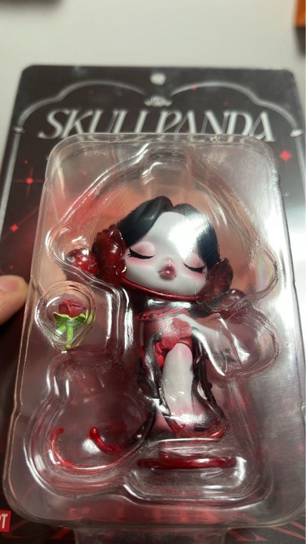 Skullpanda Valentine バレンタイン2023 2024の2点