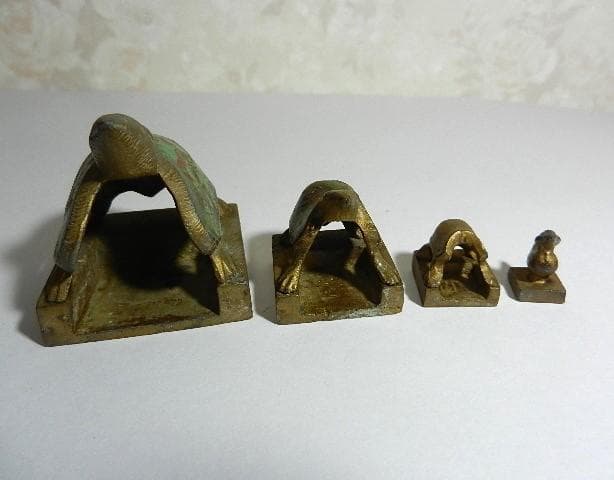 珍しい中国黄銅製印章４点（亀鈕２点と水鳥１点が合体した亀鈕１点）