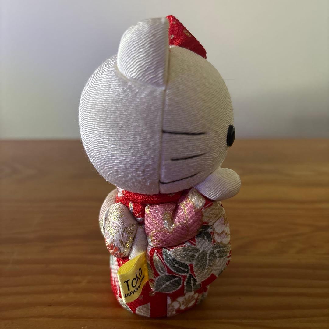 招きハローキティ 着物 縁起物