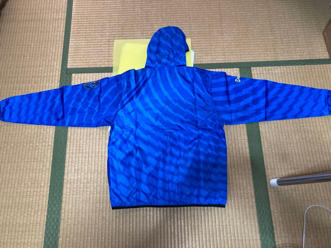 横浜Denaベイスターズ　ウインドブレーカービジター　サイズ　Ｍ　新品未使用