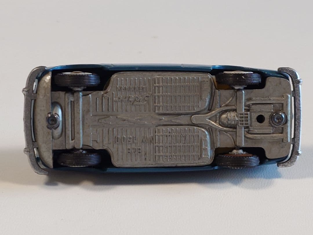 ミニカー TEKNO NO.828 VW 1500