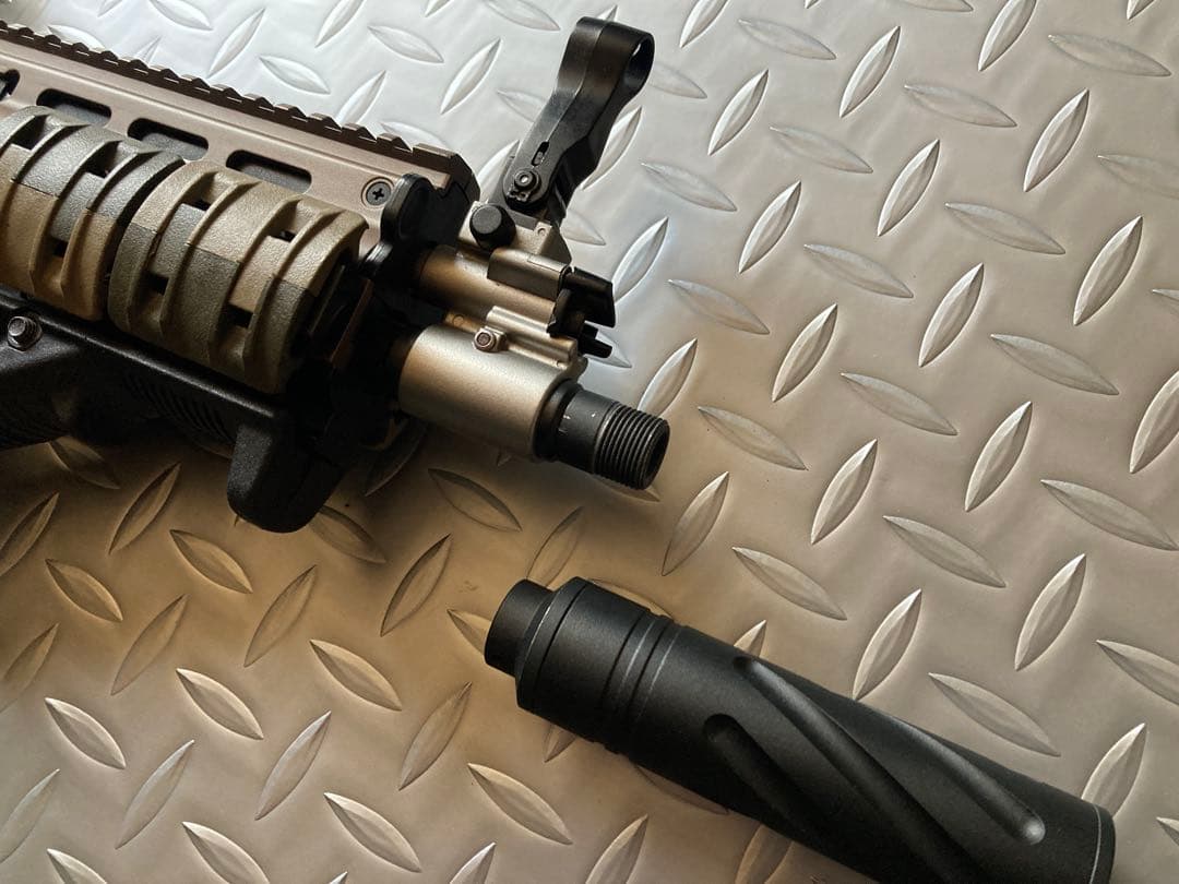 H*r様 電動ガンボーイズ SCAR-L CQC タンカラー カスタム品 動作O
