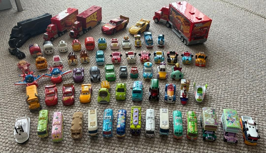 トミカ　カーズ ミニカー まとめ売り