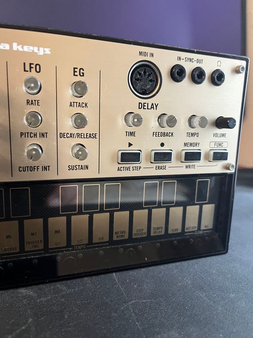 KORG Volca Keys アナログシンセサイザー