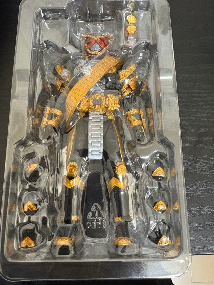 SH Figuarts 仮面ライダー　オーマジオウ