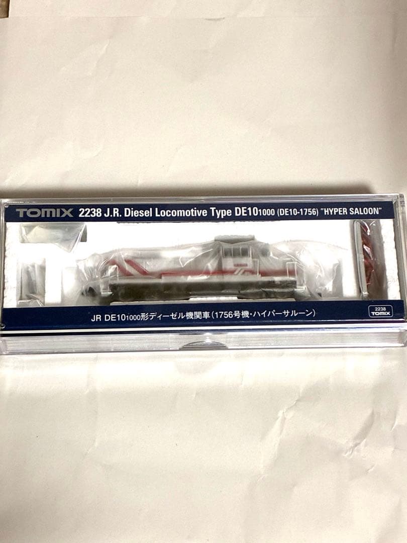 DE10 1000形ディーゼル機関車(1756号機ハイパーサルーン) tomix