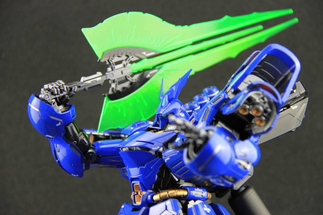 [塗装済完成品]MG 1/100MSN-04サザビーVer.Ka