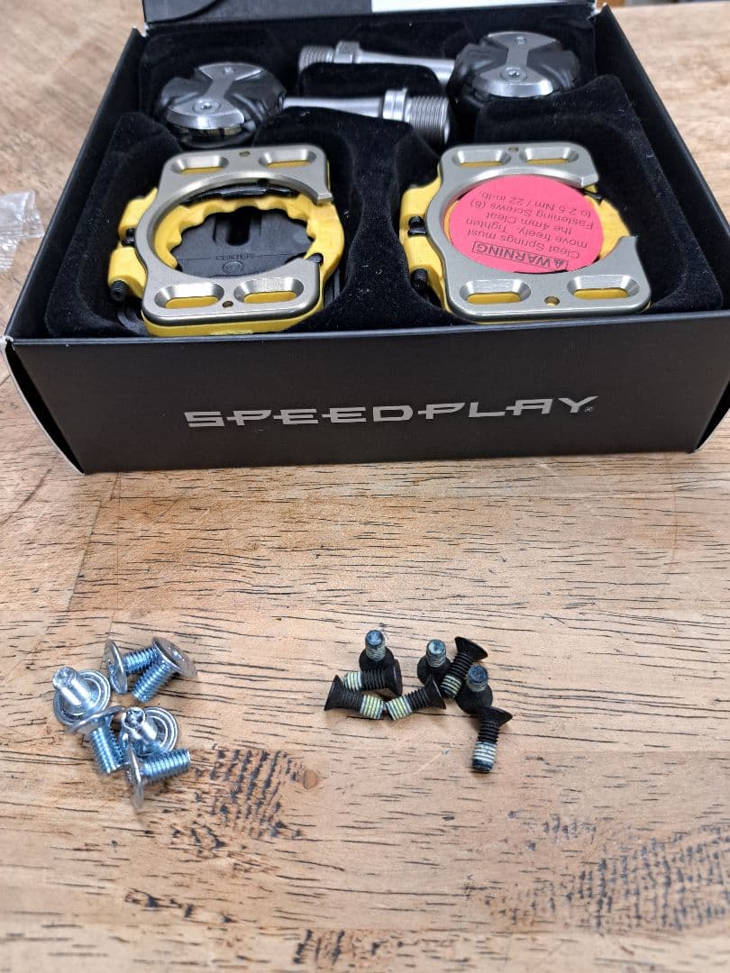 新品未使用SPEEDPLAY ステンレスシャフトビンディングペダル 一部ネジ欠品
