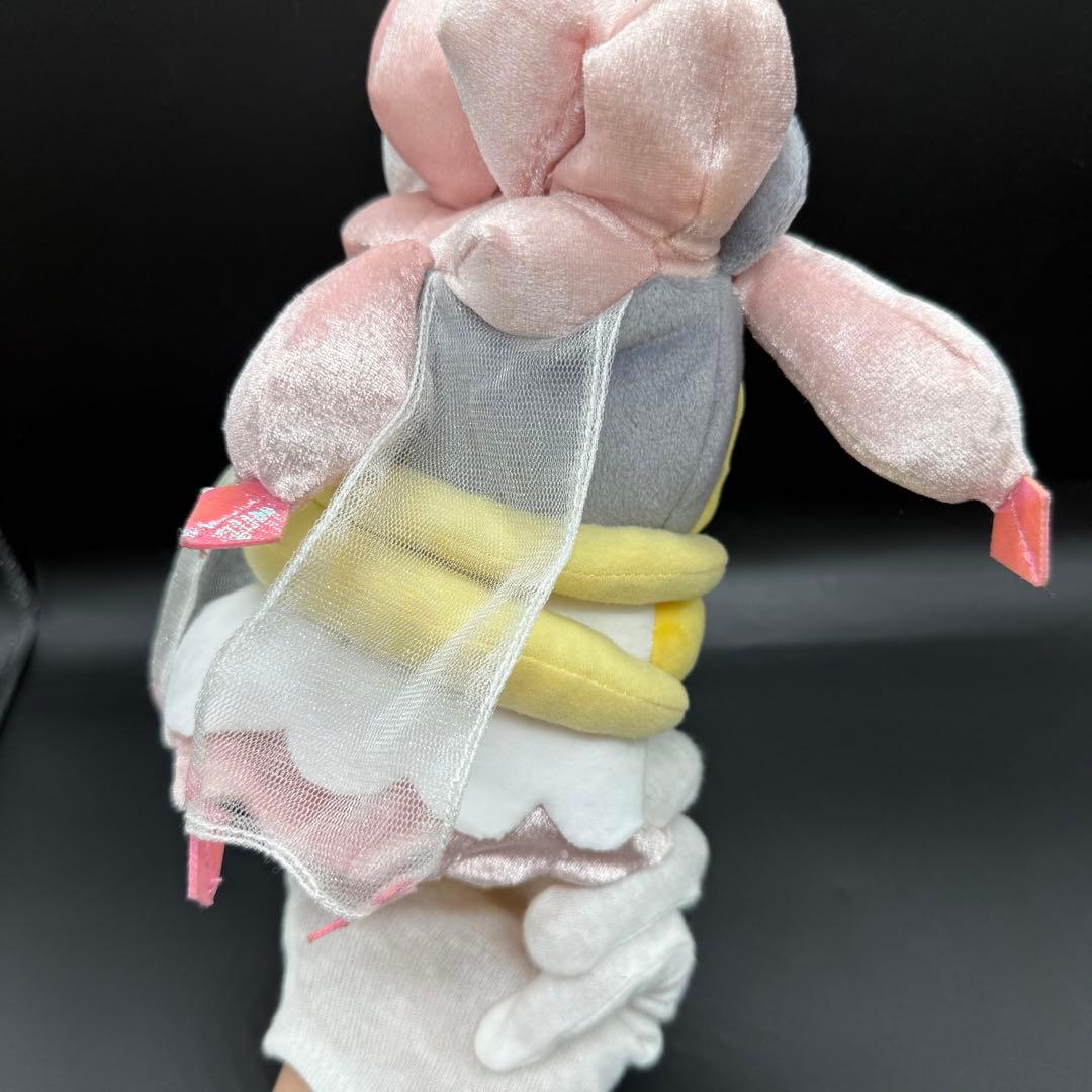極美品 メガディアンシーのポンチョを着たピカチュウ
